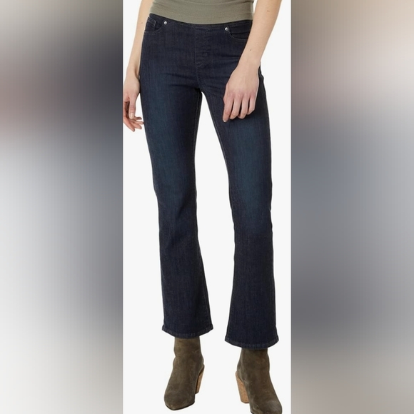 Signature by Levi Strauss & Co. Gold Women's Totally Shaping Pull-on Bootcut - Picture 1 of 6